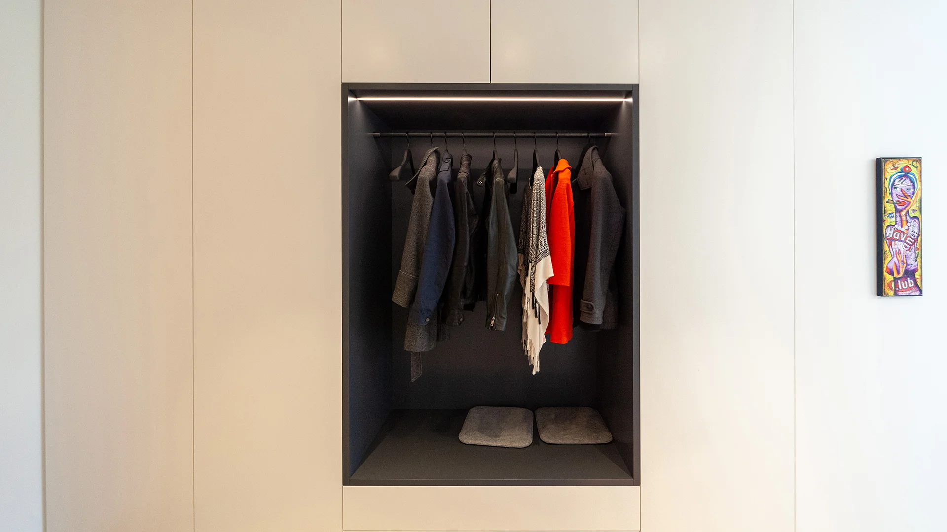 LED Beleuchtung Garderobe