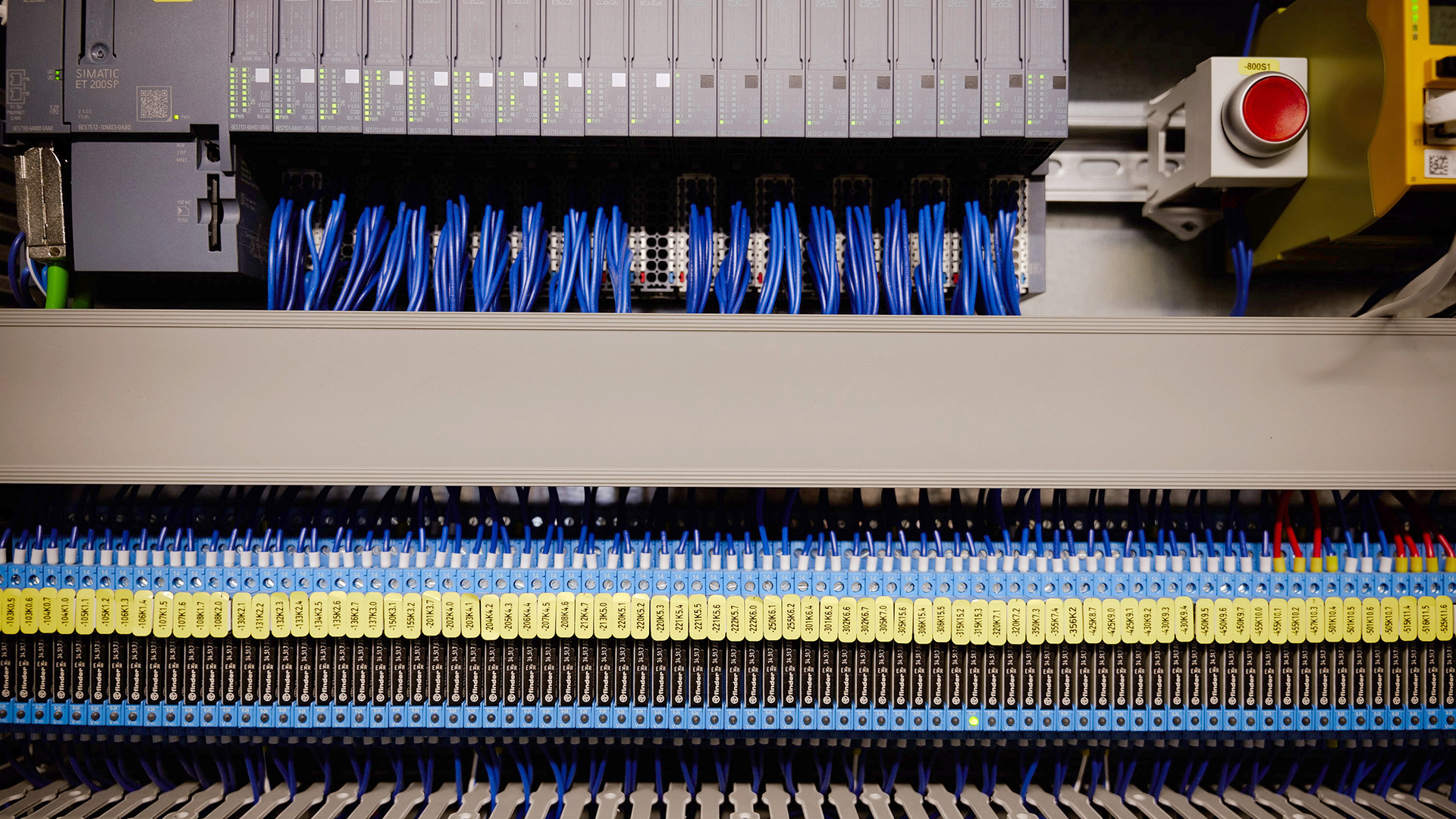 Steuerungskasten für Industriebetrieb, Dorfelektriker