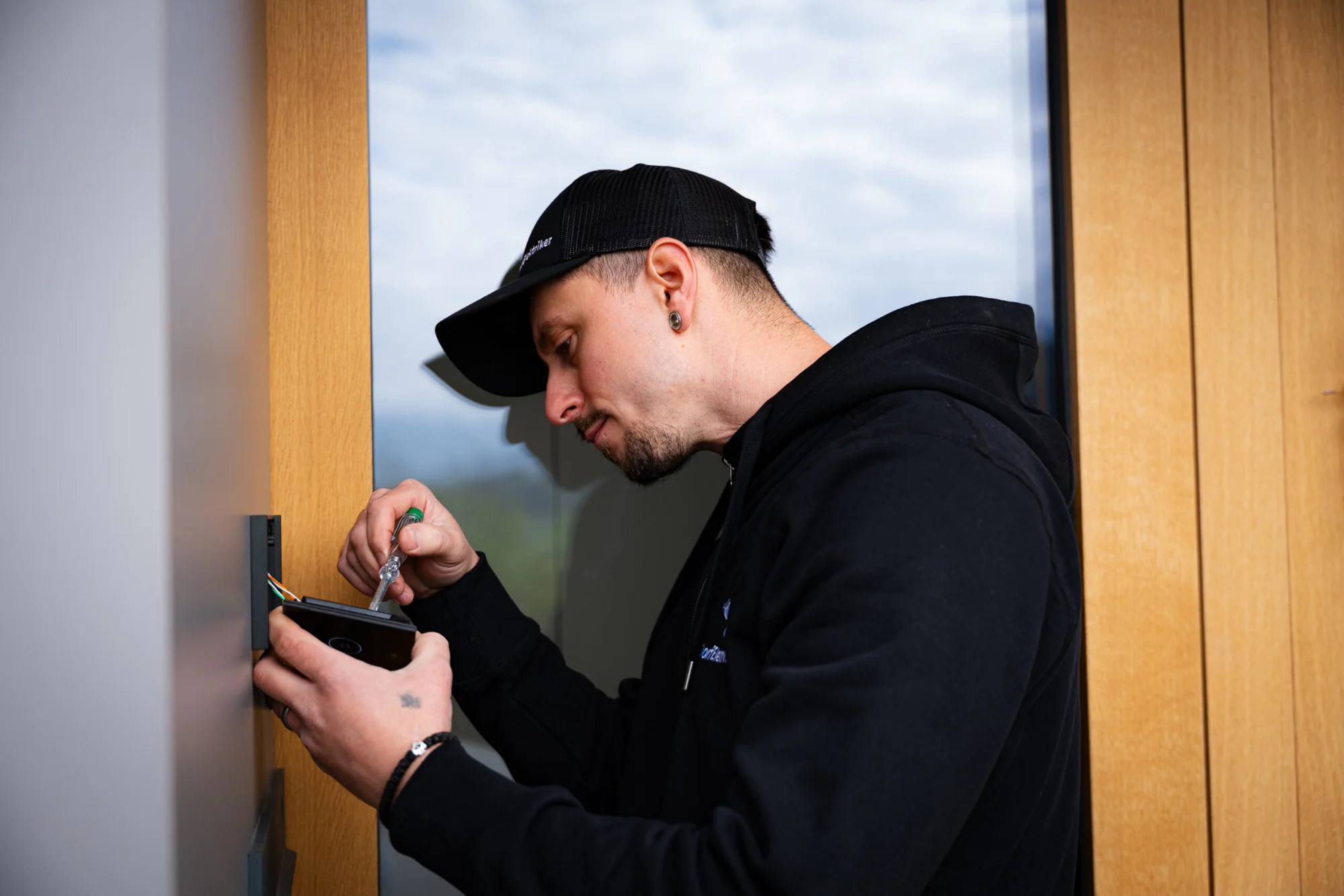 Service Klingel reparieren Bojan