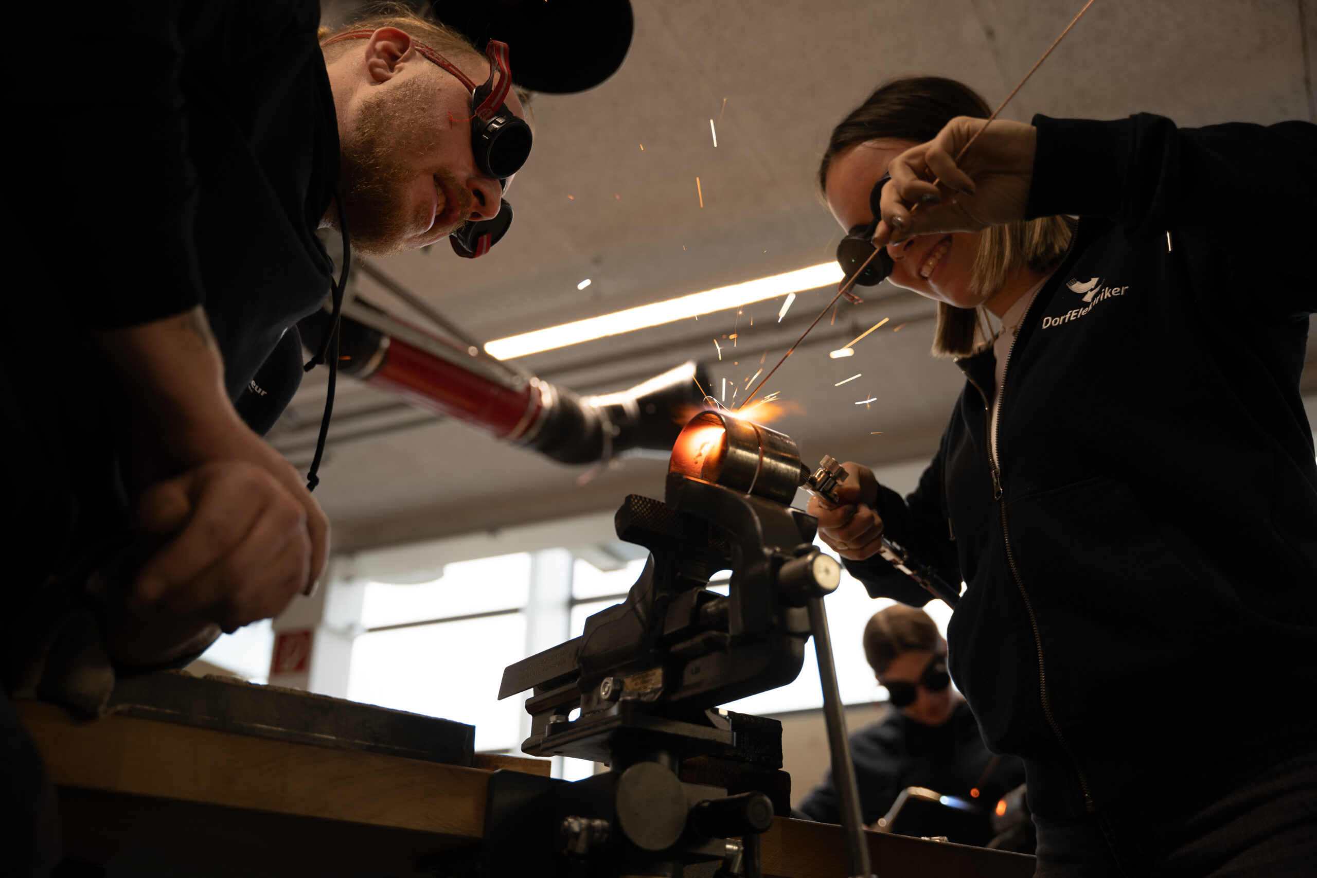 Tag Der Offenen Lernwerkstatt beim Dorfelektriker und Dorfinstallateur