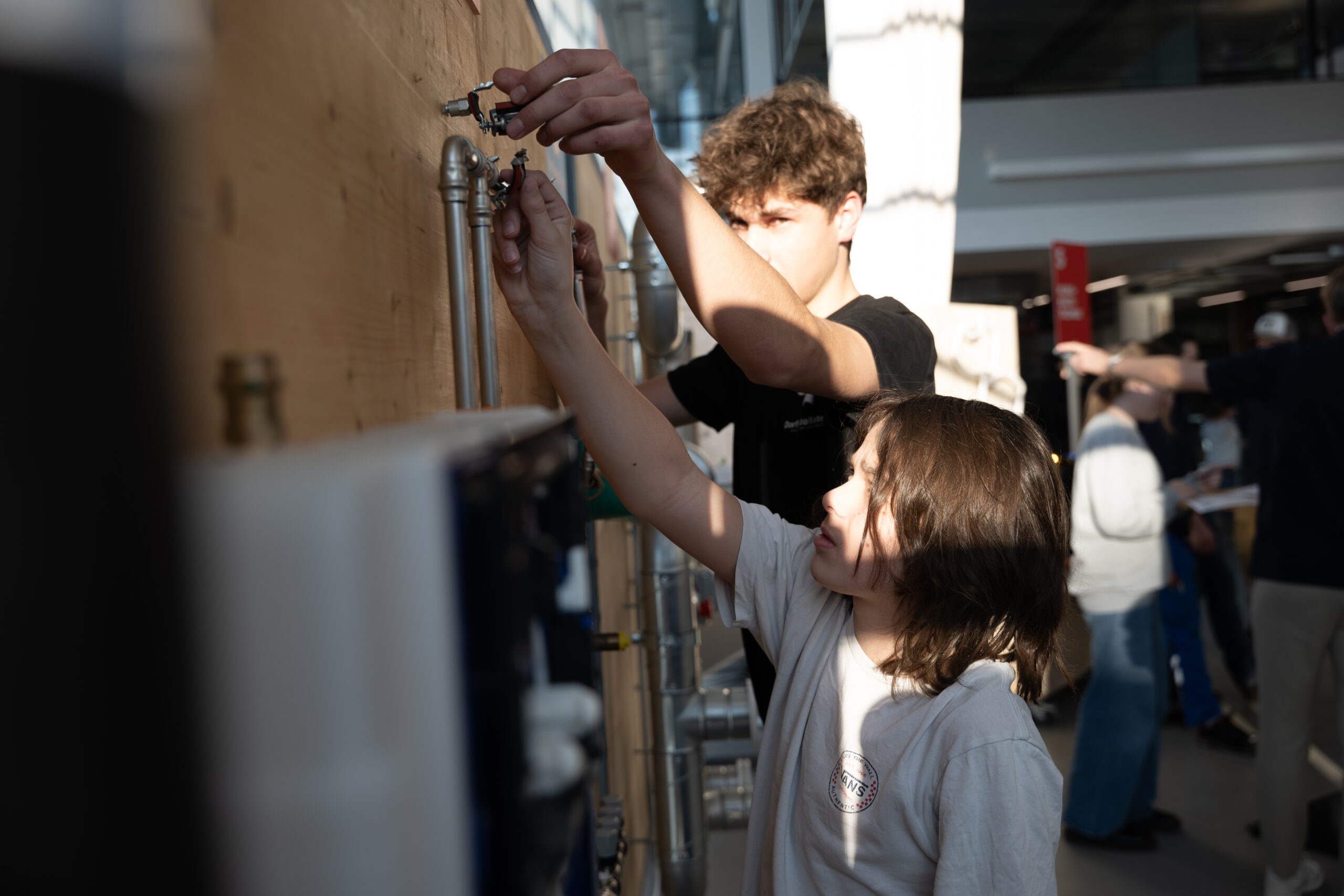 Tag Der Offenen Lernwerkstatt beim Dorfelektriker und Dorfinstallateur