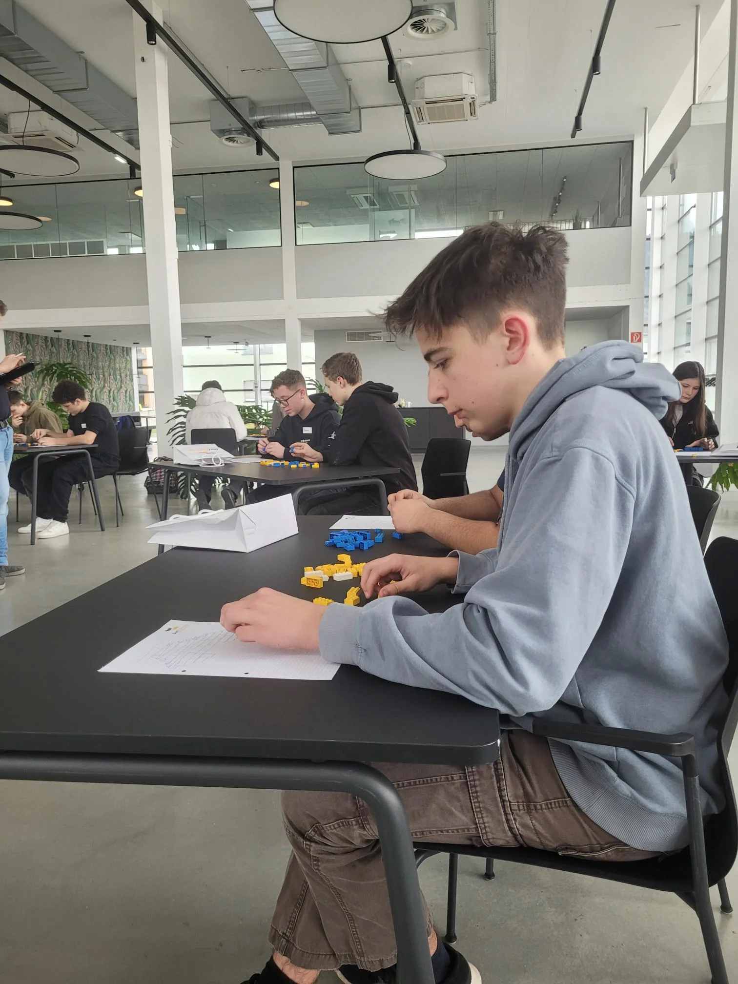 In der Lernwerkstatt Dorfelektriker