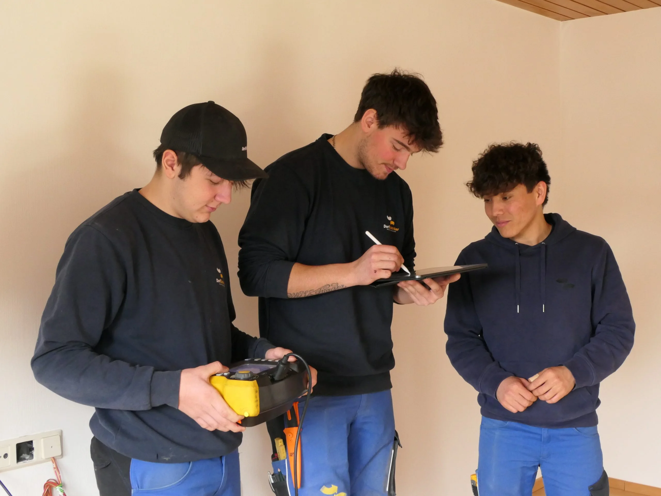 Lehrlingsprojekt Dorfelektriker im Burgweg, Götzis