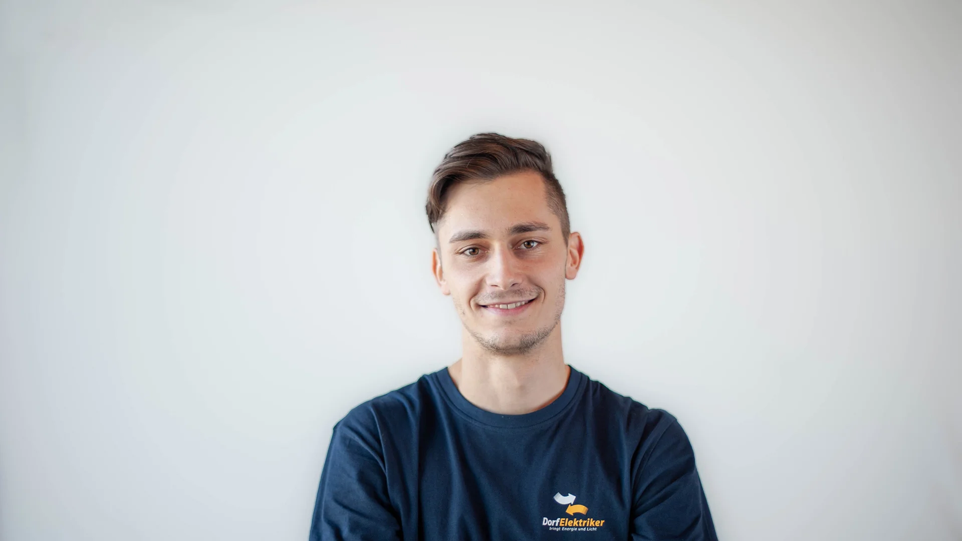 Gojko Kalajdzic, Dorfelektriker